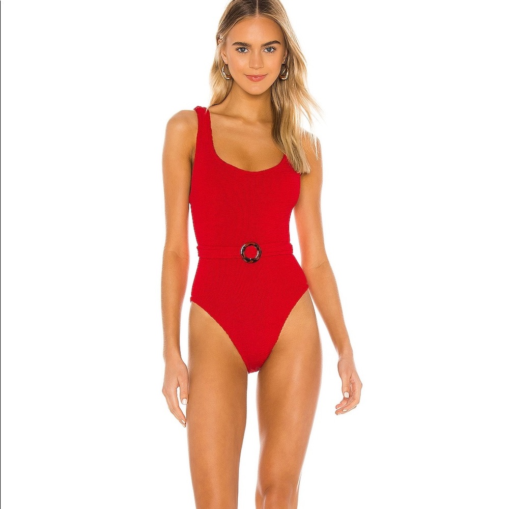 Hunza G Solitaire One Piece Red